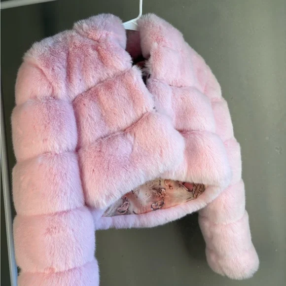 SOLD Women's Pink Faux Fur Ski Jacket - Picture 2 of 5